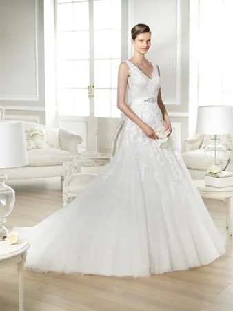 Cinderella's Closet | Couture-inspired Wedding Dresses
