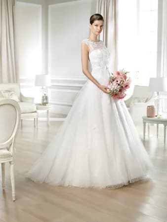 Cinderella's Closet | Couture-inspired Wedding Dresses